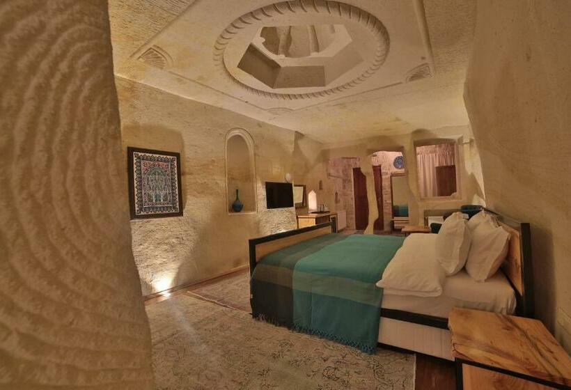 带大床的套房, Taru Cave Suites