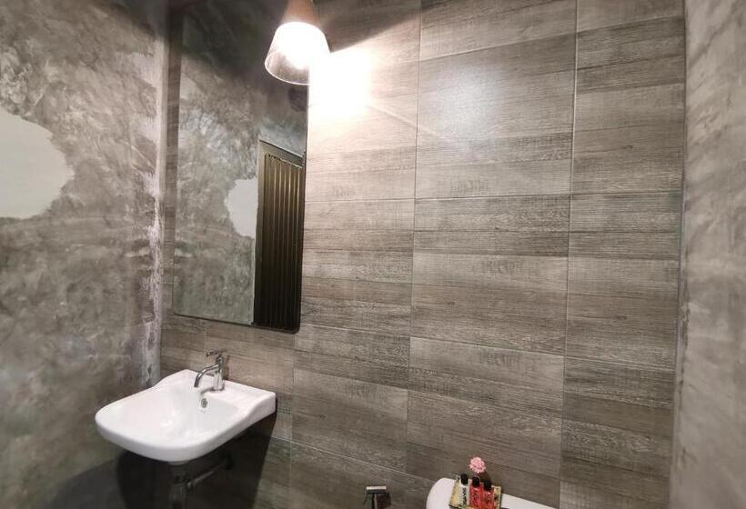 اتاق استاندارد با تخت دوبل, 8 Sleeper Street Guesthouse