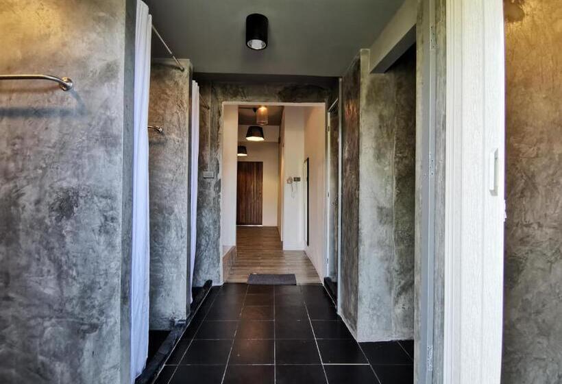 اتاق استاندارد با سرویس بهداشتی مشترک, 8 Sleeper Street Guesthouse