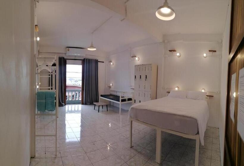 اتاق استاندارد با سرویس بهداشتی مشترک, 8 Sleeper Street Guesthouse