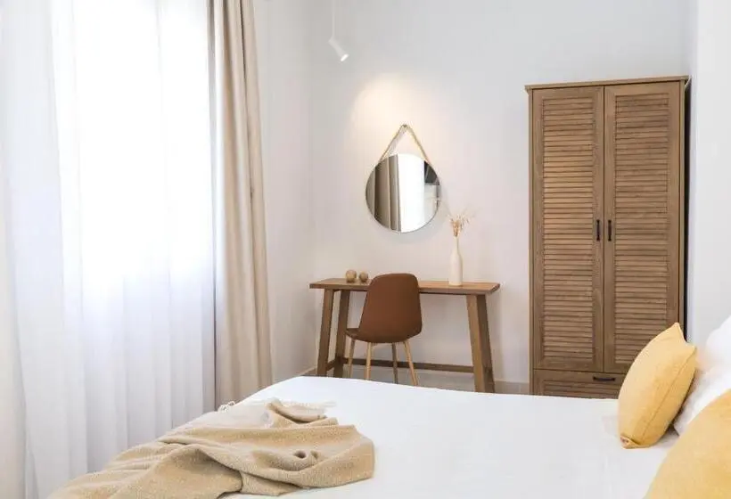 Suite Familiar, Calmare Suites