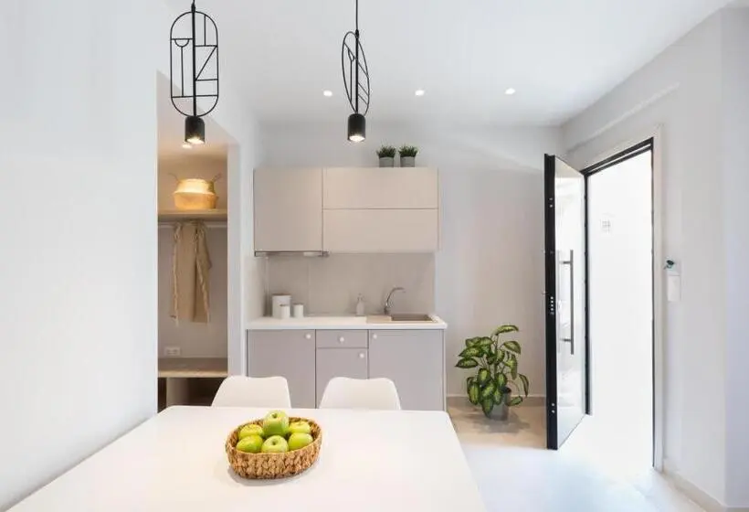 Estudio Estàndard, Calmare Suites