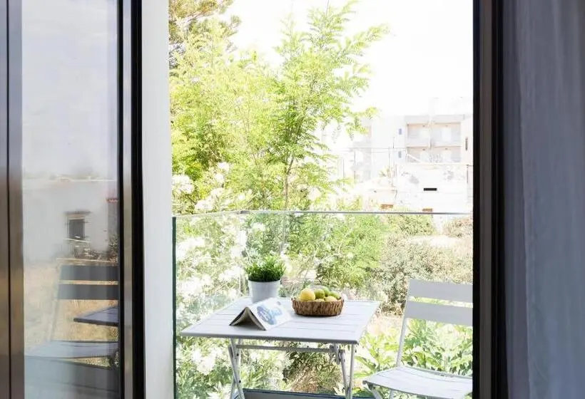 Suite Deluxe Llit King, Calmare Suites
