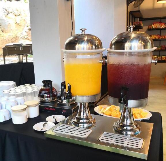 اتاق لوکس, A Rock Resort Langkawi Coral Reefs