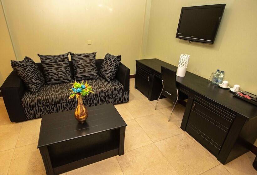 اتاق لوکس, Panone Hotel Sakina