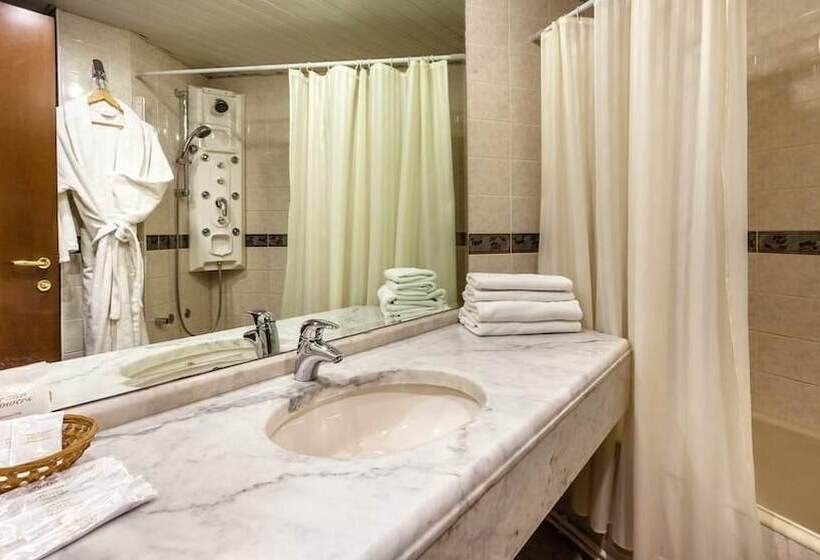 اتاق استاندارد, President