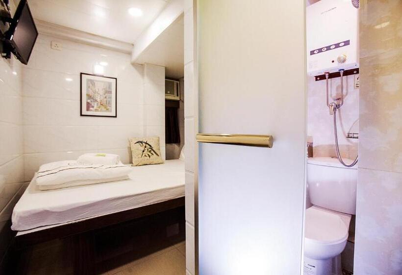 اتاق استاندارد یک نفره, Sun Guest House