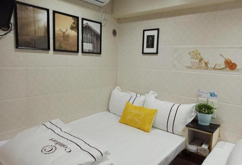 اتاق استاندارد سه نفره, Sun Guest House