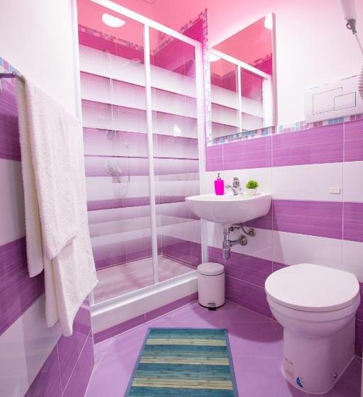 디럭스 트리플 룸, B&b Pepito