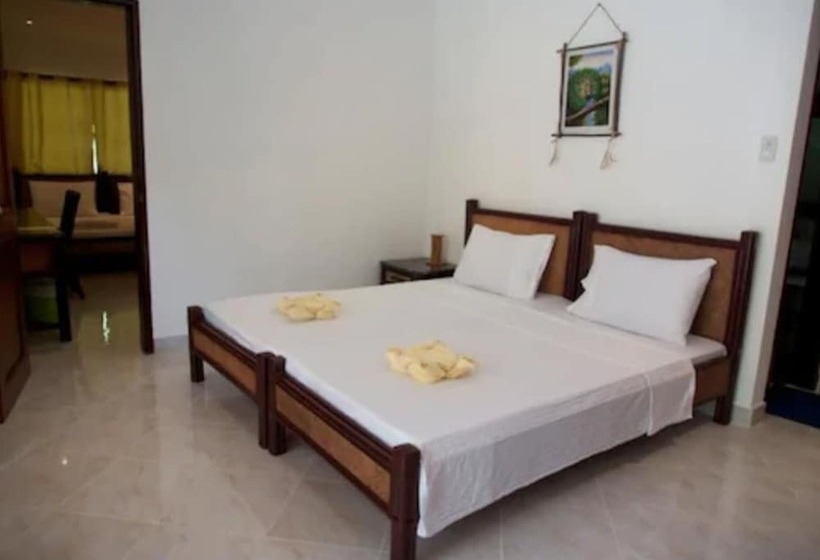 اتاق خانوادگی, Alona Vida Beach Resort