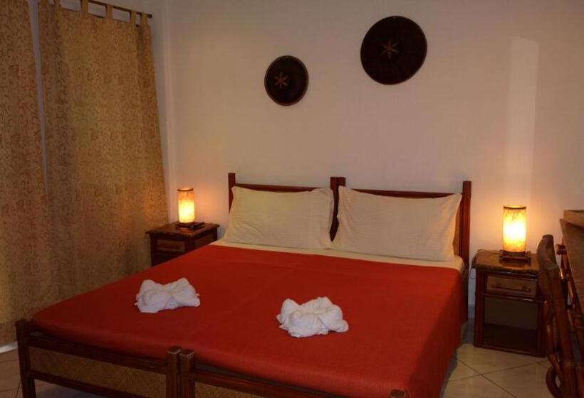 اتاق لوکس, Alona Vida Beach Resort