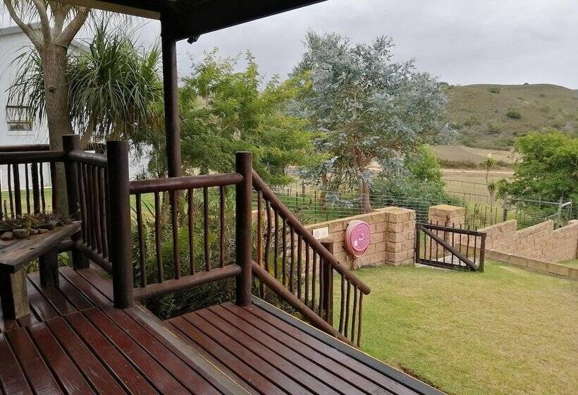 חדר סטנדרט מיטה זוגית, Outeniquabosch Lodge