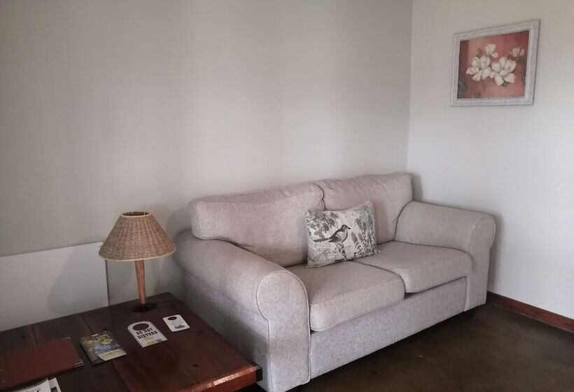 חדר סטנדרט מיטה זוגית, Outeniquabosch Lodge