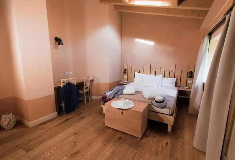 اتاق لوکس, Agriturismo Milord