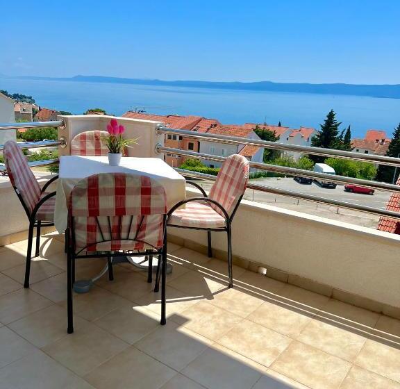 آپارتمان 1 خوابه با بالکن و چشم‌انداز دریا, Vespera Apartments