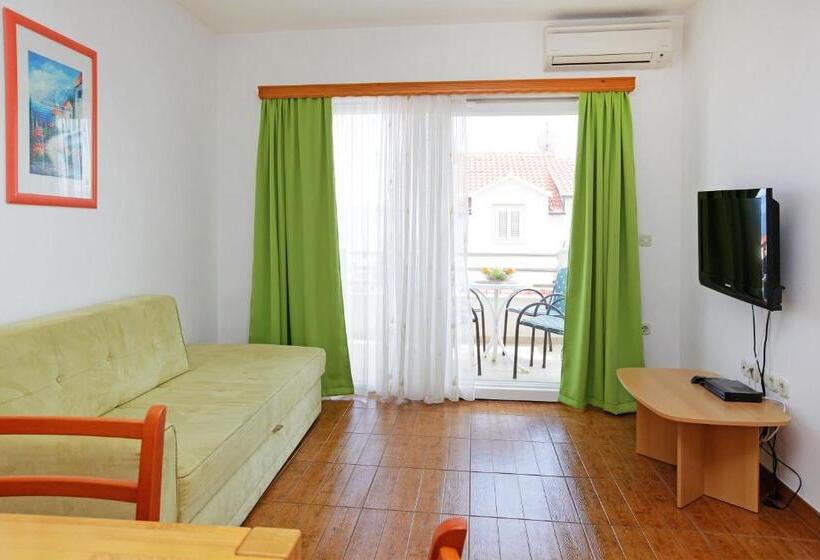 آپارتمان 1 خوابه با تراس, Vespera Apartments