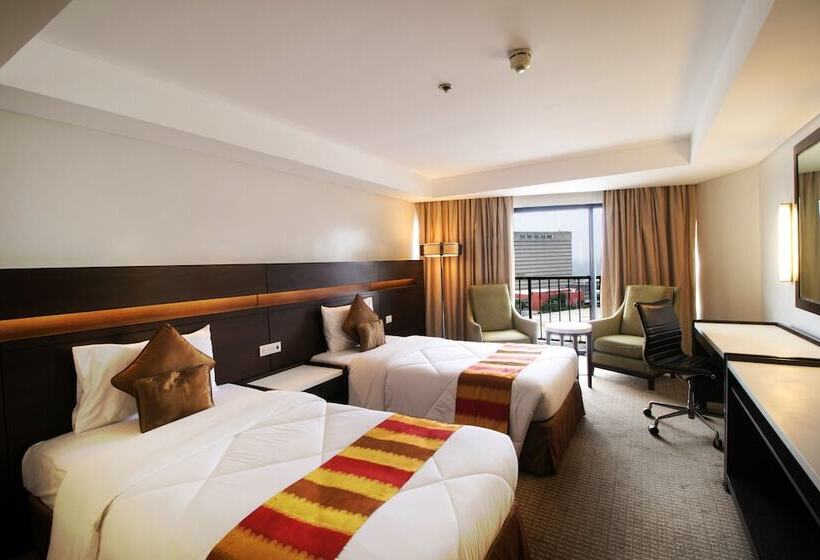 اتاق سوپریور, Century Park