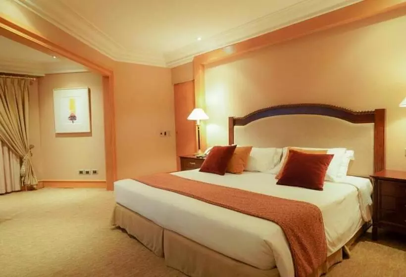 سوییت اجرایی, The Heritage Hotel Manila