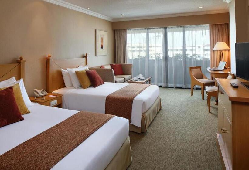 اتاق کلاب, The Heritage Hotel Manila