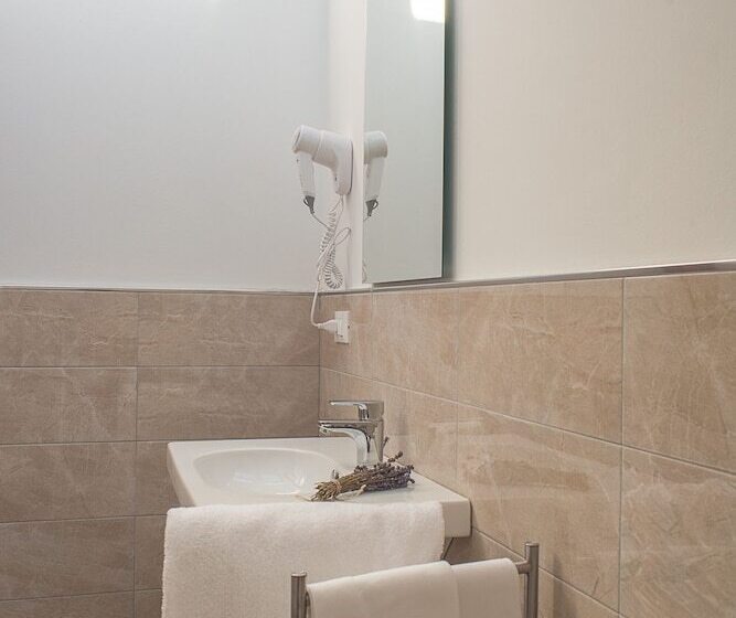 غرفة قياسية, Torino Porta Susa