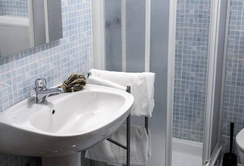 غرفة قياسية فردية, Torino Porta Susa