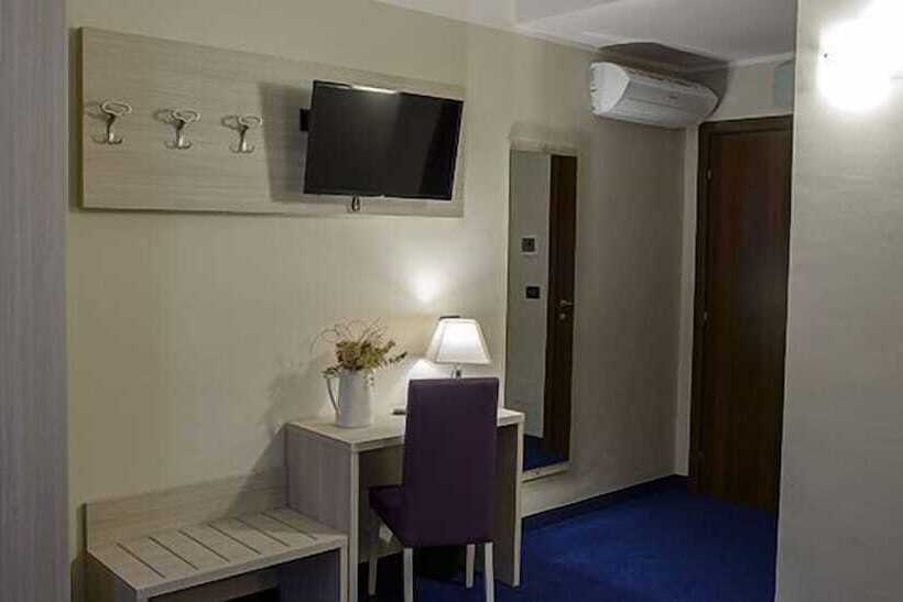 غرفة قياسية, Torino Porta Susa