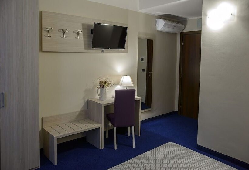 غرفة قياسية, Torino Porta Susa