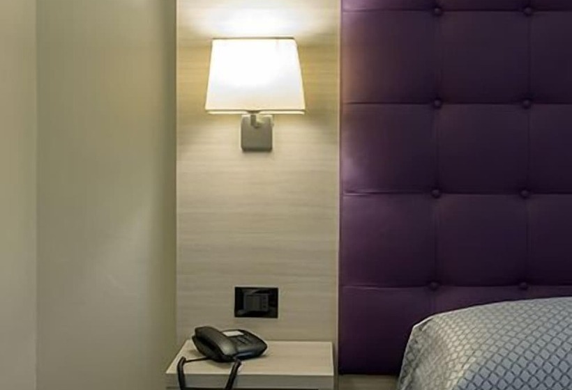 غرفة قياسية فردية, Torino Porta Susa