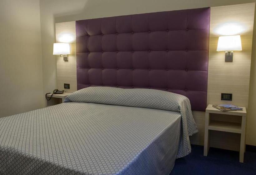 غرفة قياسية, Torino Porta Susa