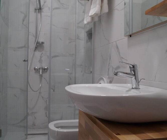 اتاق استاندارد, Vila Trebicka