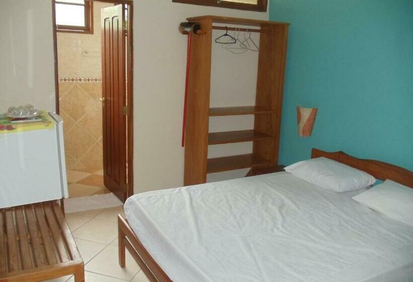 اتاق استاندارد سه نفره, Pousada E Residencial Villafranca