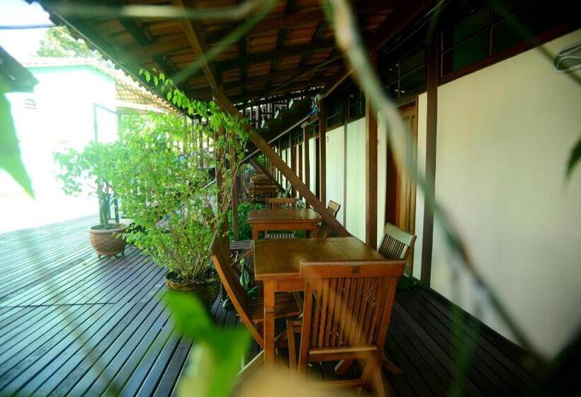 سوییت, Pousada E Residencial Villafranca