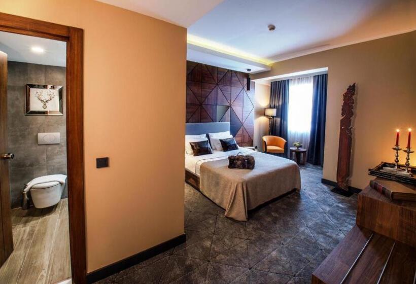 Семейный Номер, Ağaoğlu My Mountain