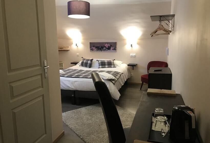 Номер Стандарт, Auberge De La Paix