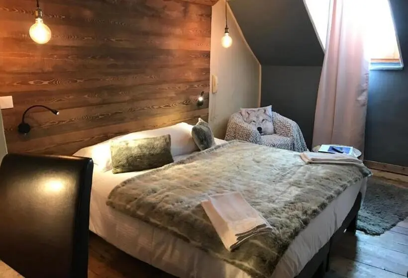 スーペリアトリプルルーム, Auberge De La Paix