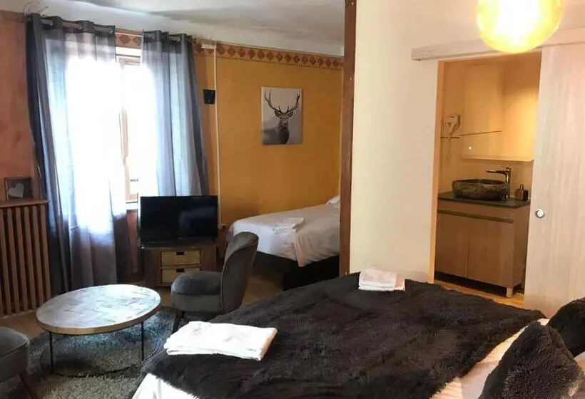 スーペリアトリプルルーム, Auberge De La Paix
