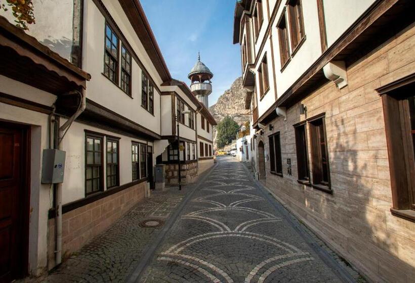 اتاق استاندارد, Emin Efendi Konaklari