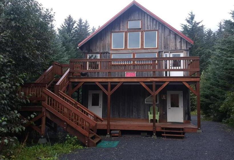 استودیوی لوکس, Resurrection Lodge On The Bay