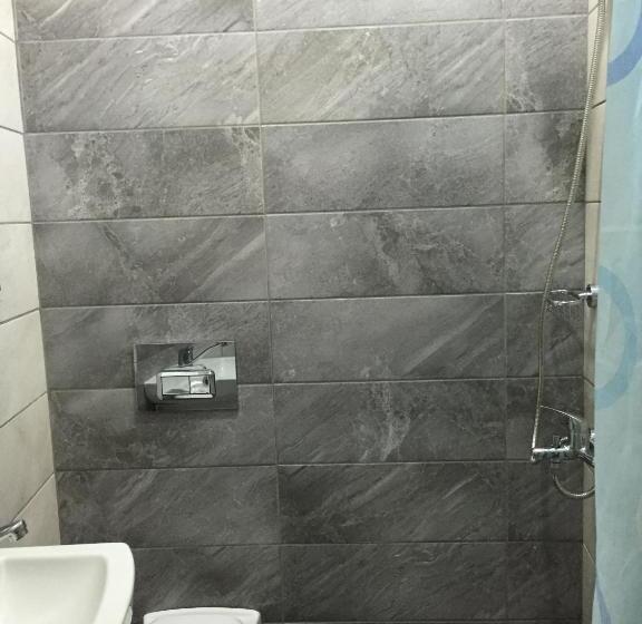 اتاق عادی یک تخته, Tay Pansiyon