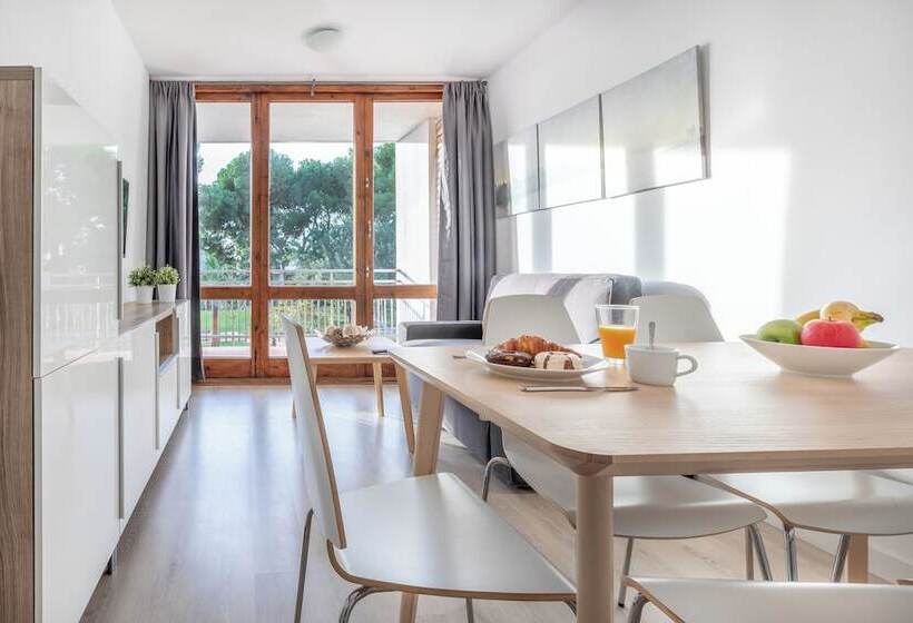 オーシャンビューの2ベッドルームデラックスアパート, Agaró Cambrils Apartments