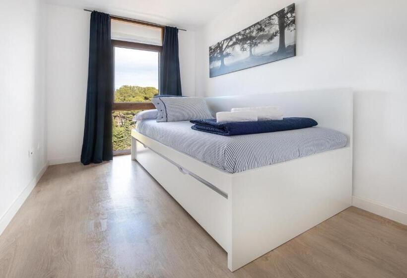 Superior 2-bedroom flat with sea view, Agaró Cambrils Apartments