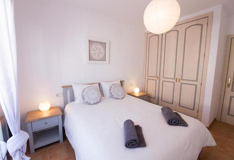 バルコニー付きスタンダードルーム, Surfers Retreat