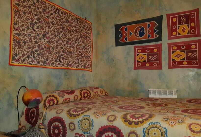 اتاق اکونومی, Hostal Artistic B&b