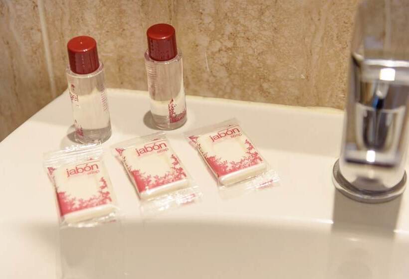 Номер Стандарт Трехместный, Hostal Boutique Beni