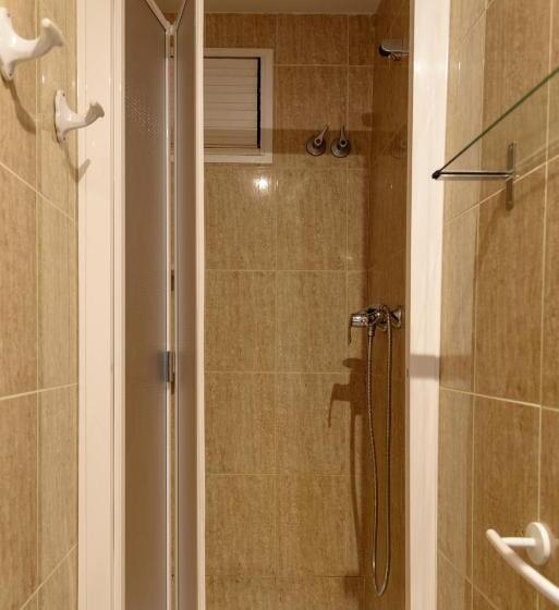 Четырехместный Номер Стандарт, Hostal Boutique Beni