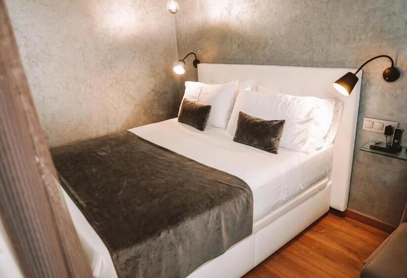 غرفة ديلوكس مزودة بشرفة, Mamma Mia Hotel Boutique   Only Adults