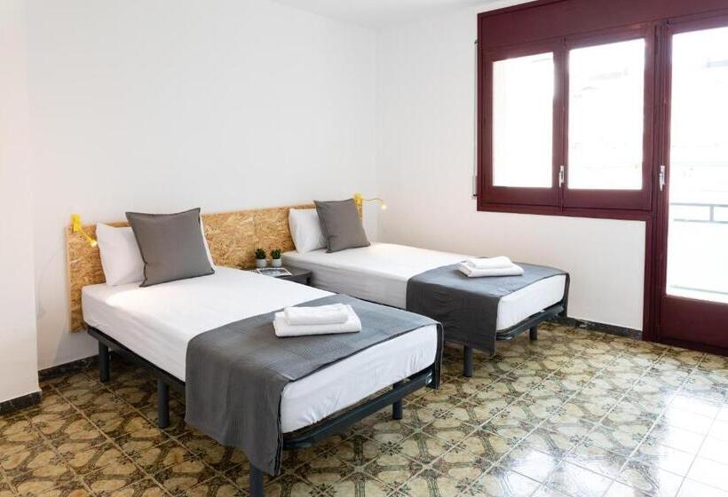 标准三人间, Duc Allotjament