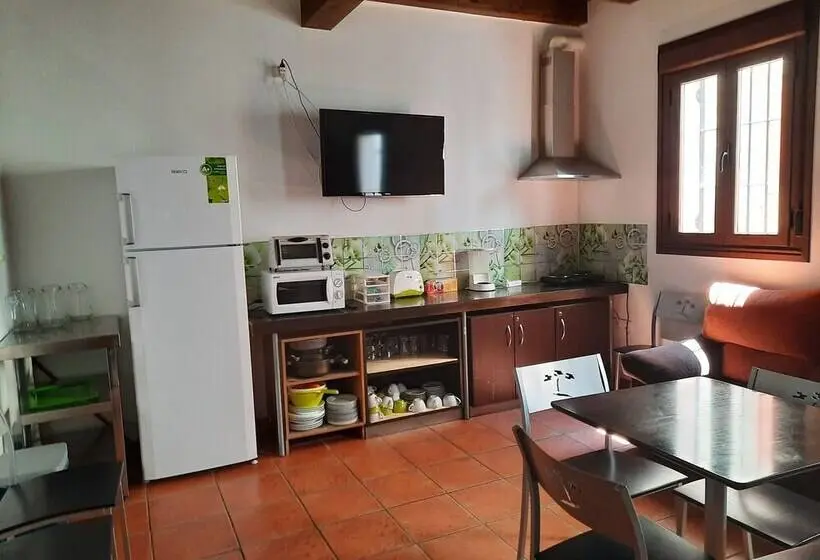 スタンダードトリプルルーム, La Casa De Mi Abuela