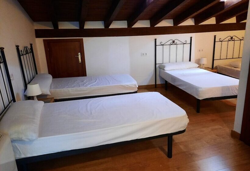 اتاق استاندارد چهار تخته, La Casa De Mi Abuela