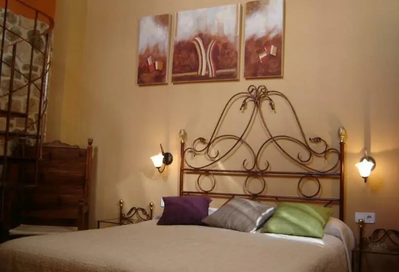 ハイドロマッサージバス付きスイート, Hostal Casa Laure Y Mª Jose